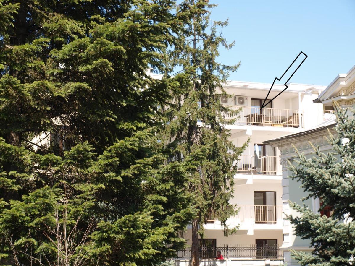 Amavera Apartment Targu Jiu Exterior photo